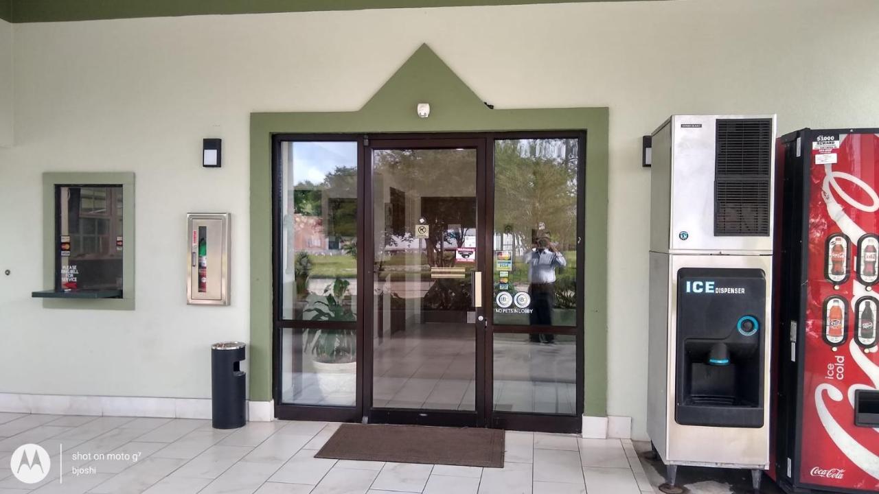 Highland Inn Denham Springs Baton Rouge East エクステリア 写真