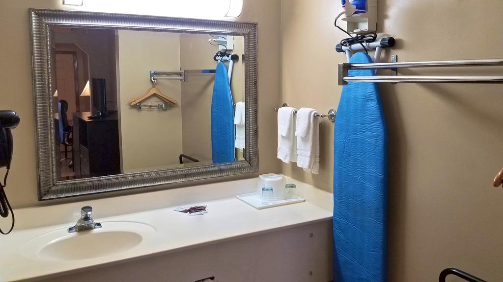 Highland Inn Denham Springs Baton Rouge East エクステリア 写真