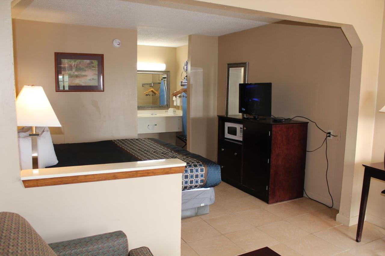 Highland Inn Denham Springs Baton Rouge East エクステリア 写真